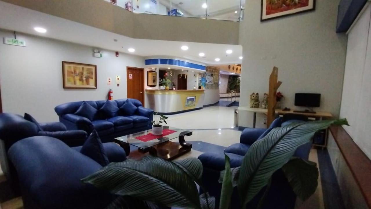 Blue Star Hotel Lima Luaran gambar
