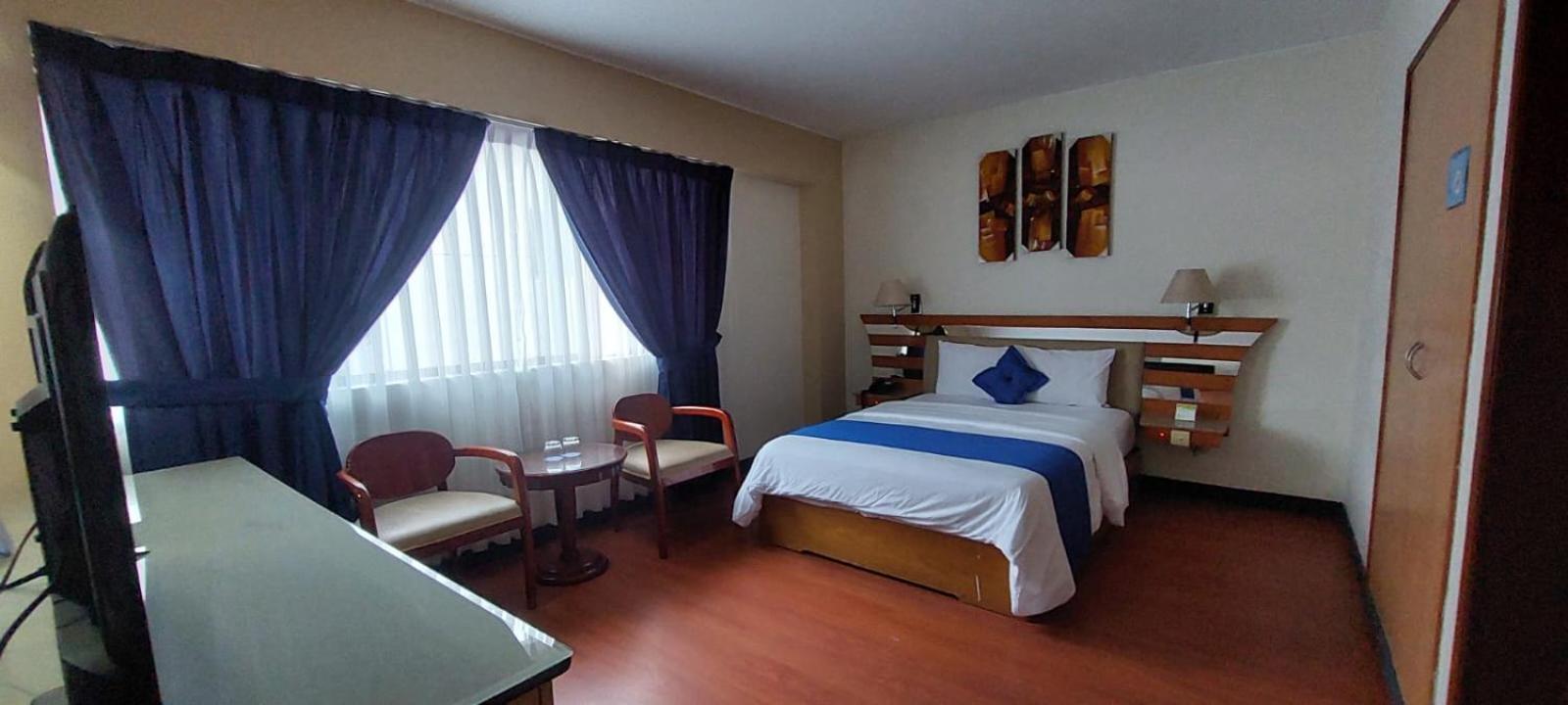 Blue Star Hotel Lima Luaran gambar