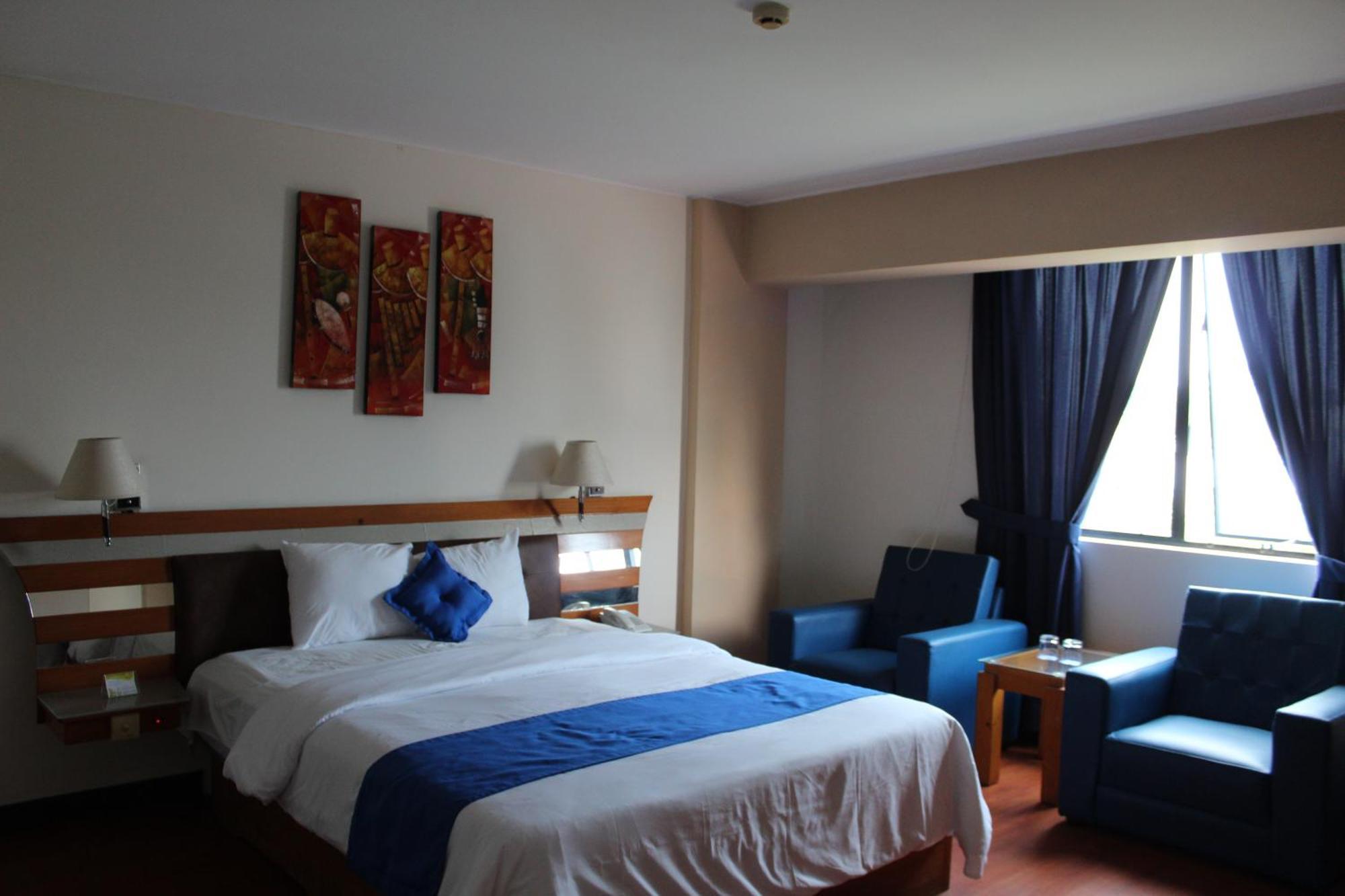 Blue Star Hotel Lima Luaran gambar